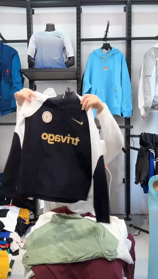 2154  编码  耐克卫衣服饰瑕疵款过款为准 尺码