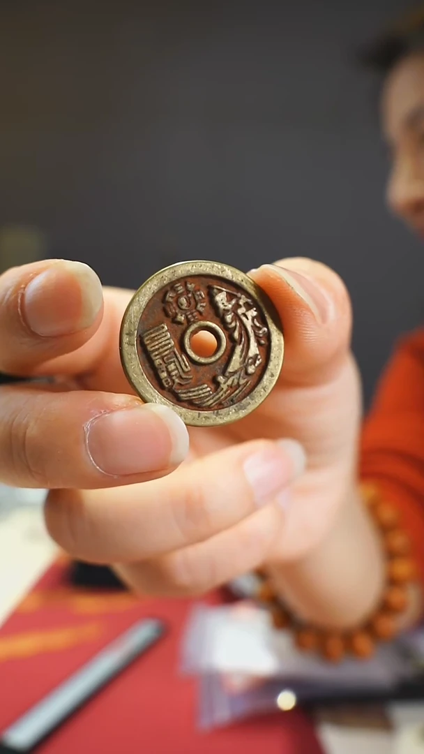 【闪购商品】金属老老君拂尘踏祥云0051