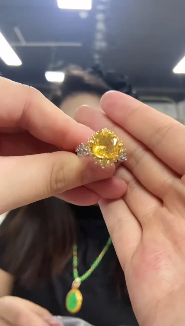 【闪购商品】水晶戒指未镶嵌多样性发其一颜色微差