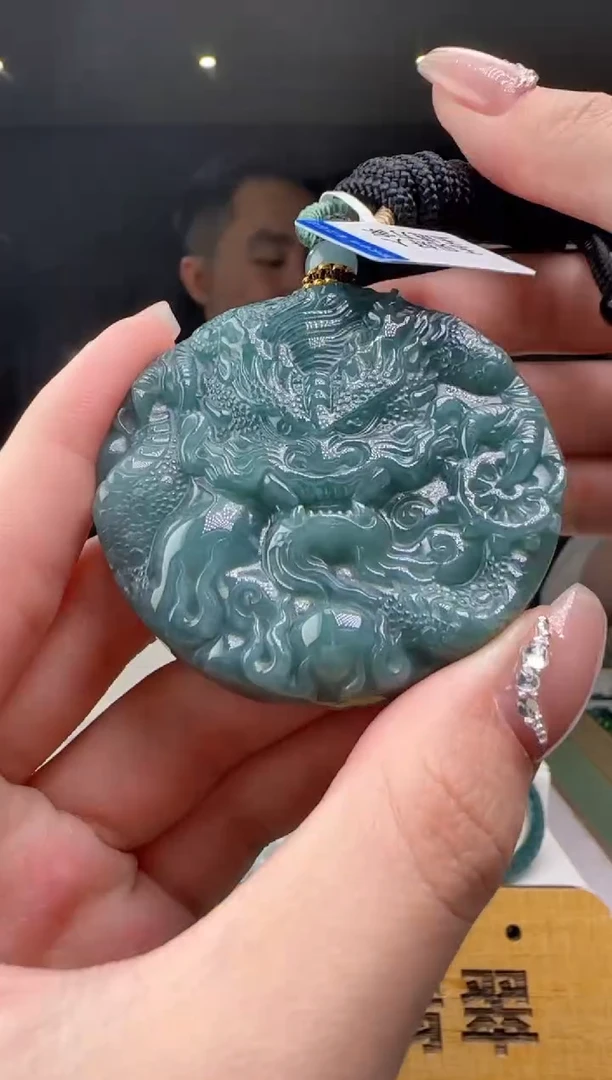 【闪购商品】翡翠吊坠(不含链)未镶嵌多样性发一CC@@60B7J09080