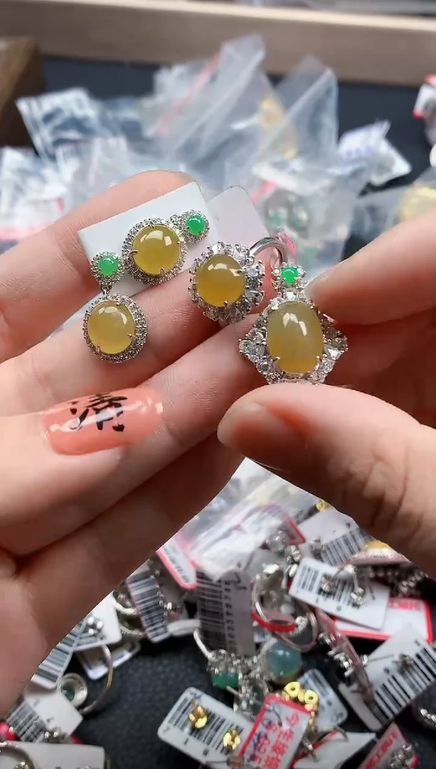 银S925镶嵌戒指翡翠天然A货缅甸翡翠