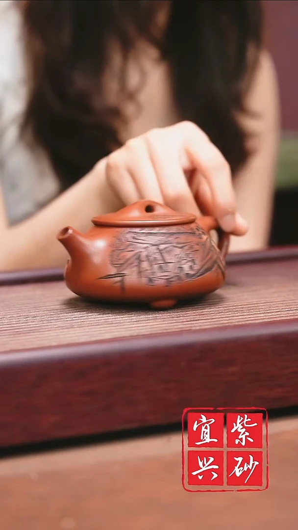 宜兴原矿紫砂  宜兴原矿紫砂