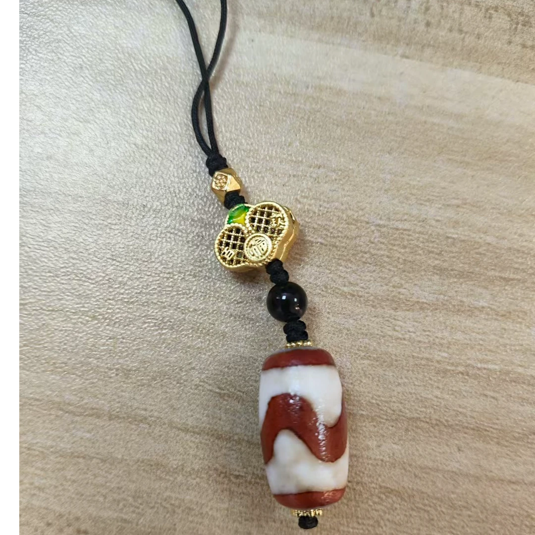 【冲关卡】红肉虎牙天珠小挂件