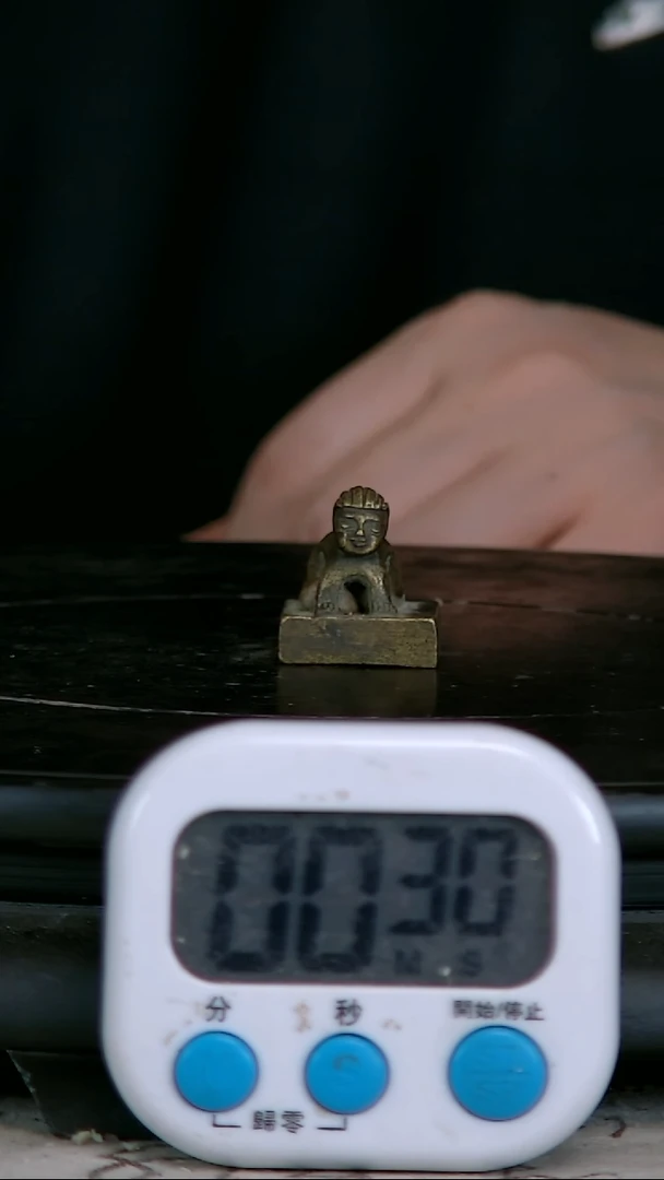 炉精铜打造精美铜章