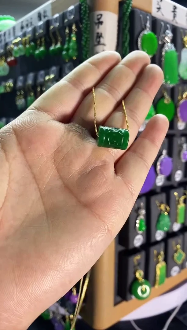 【闪购商品】翡翠耳饰银S925镶嵌317....