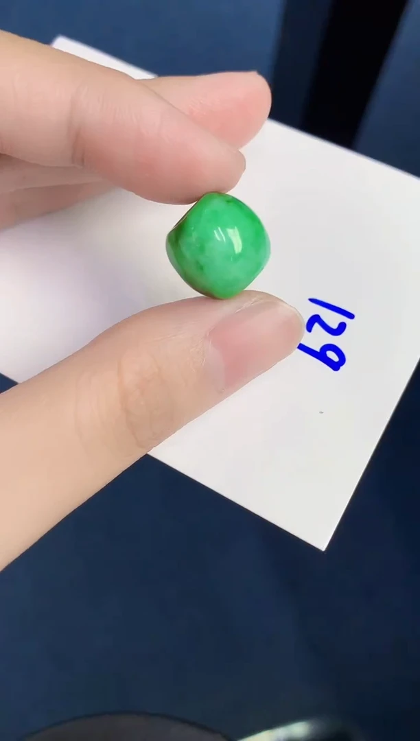 颈饰未镶嵌翡翠天然翡翠缅甸A货