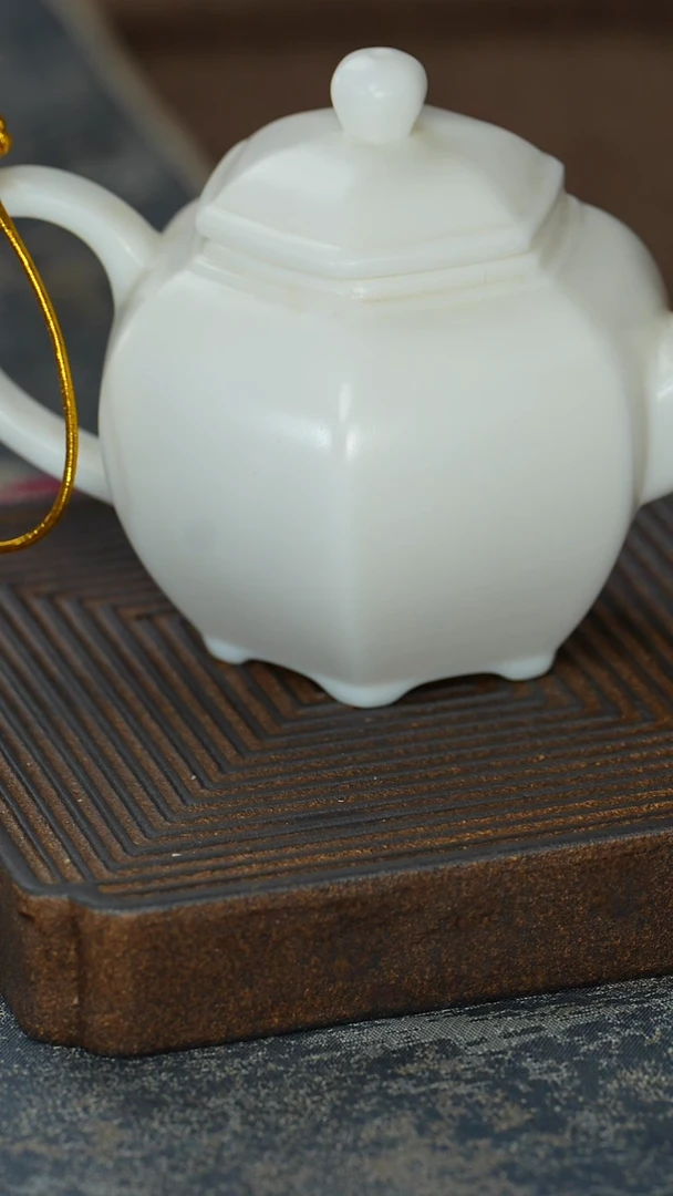 【白瓷六角茶壶】【白瓷六角茶壶】