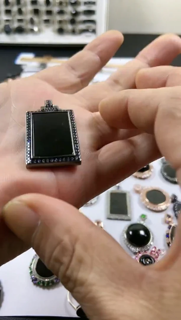 吊坠(赠链)银S925镶嵌翡翠无事牌1