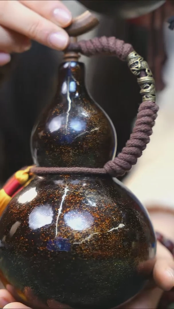 【闪购商品】WW157漆艺酒葫芦不包手串及旋转底座