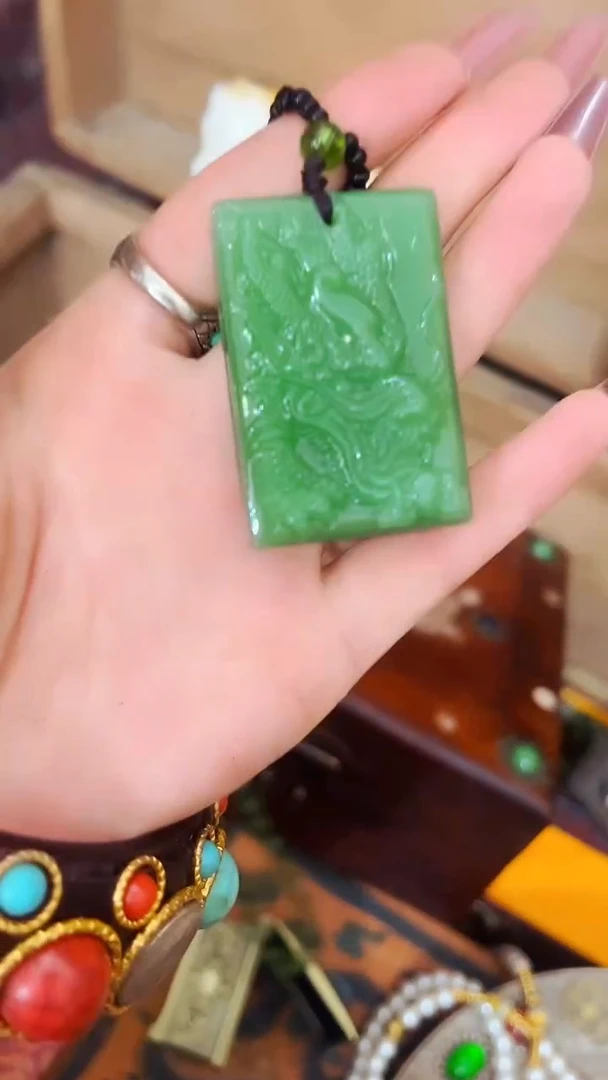 绿挂件老板娘主播推荐推荐