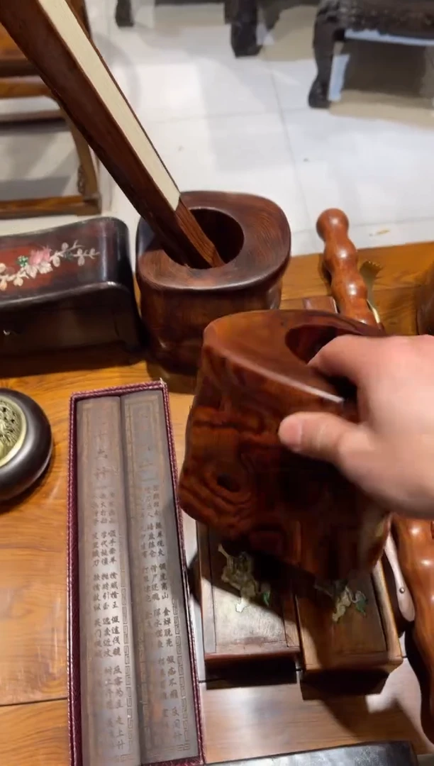 【闪购商品】木木雕笔筒、、、、、、