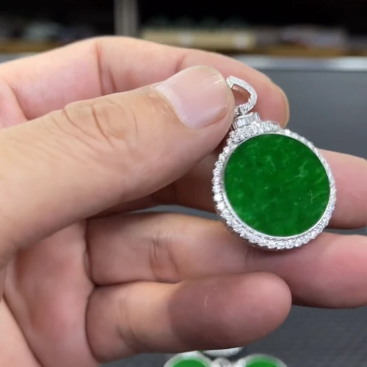 【老郑家】18K金翡翠挂件 多样性发一件不带链