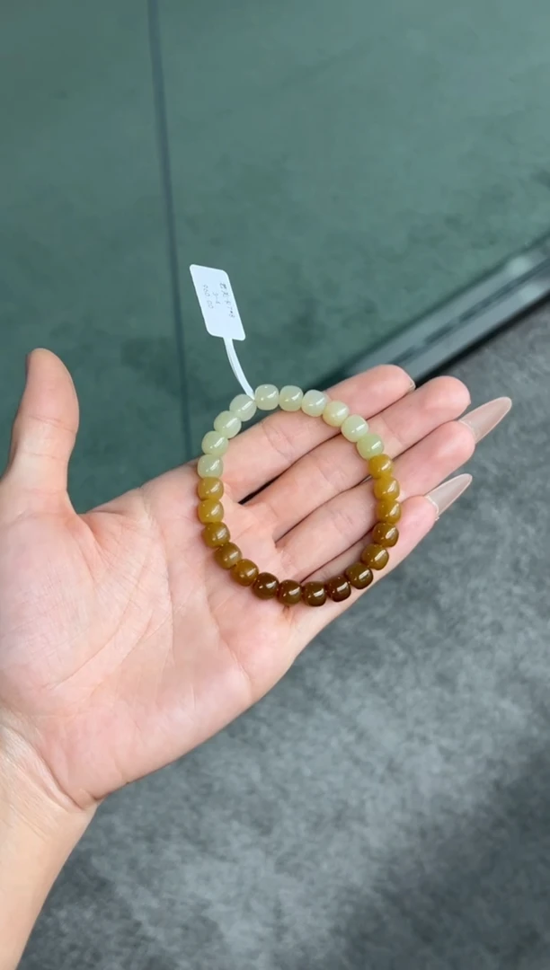 未镶嵌手串和田玉若羌微色差卡8