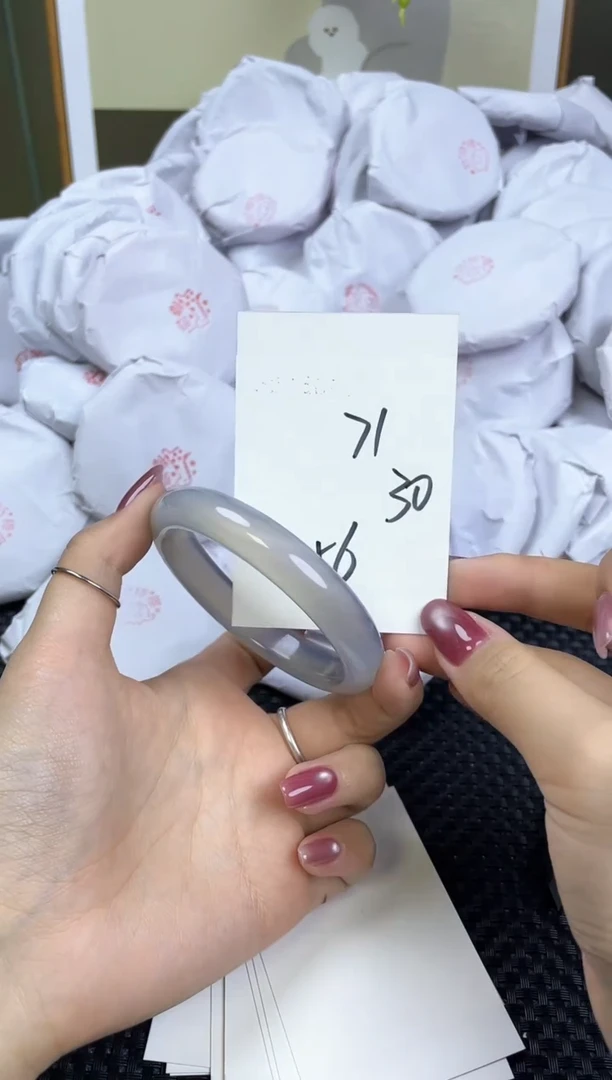 【闪购商品】玛瑙/玉髓手镯未镶嵌71