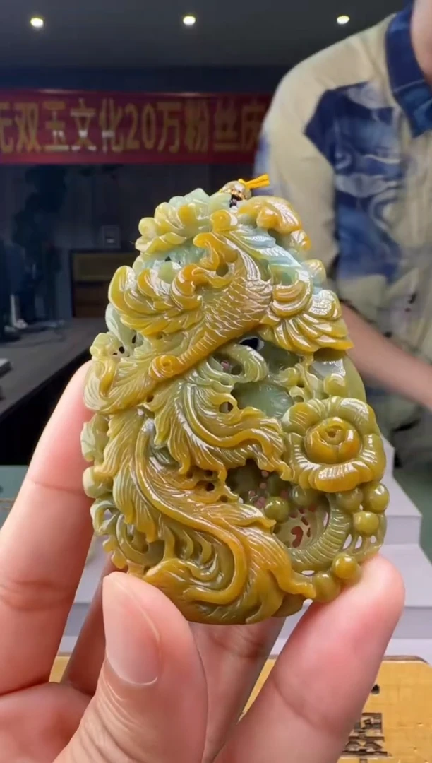 翡翠未镶嵌颈饰XM@@960Q3J18461