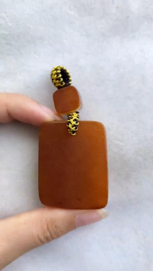 未镶嵌琥珀裸石10613042-吊坠