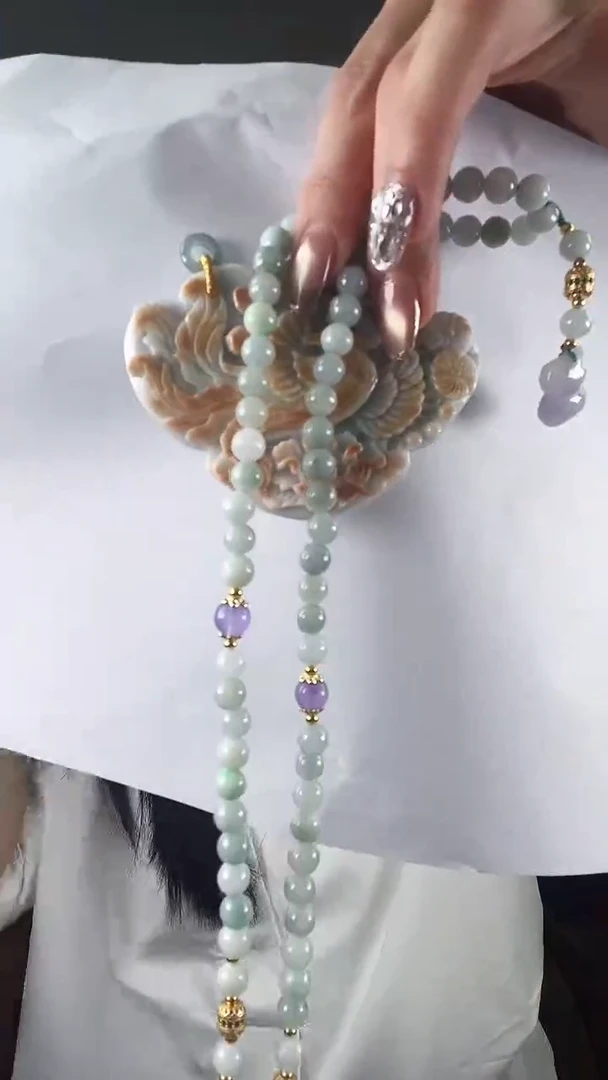 【闪购商品】翡翠颈饰未镶嵌凤穿牡丹