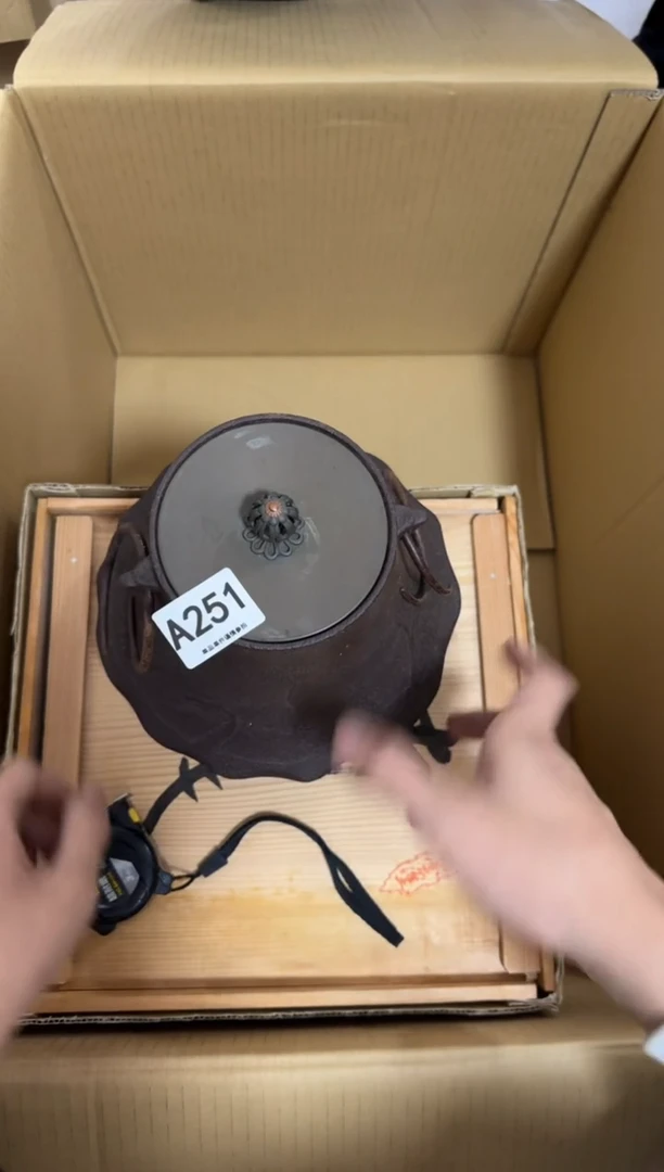 瓷片?****6251 中古商品，谨慎购买