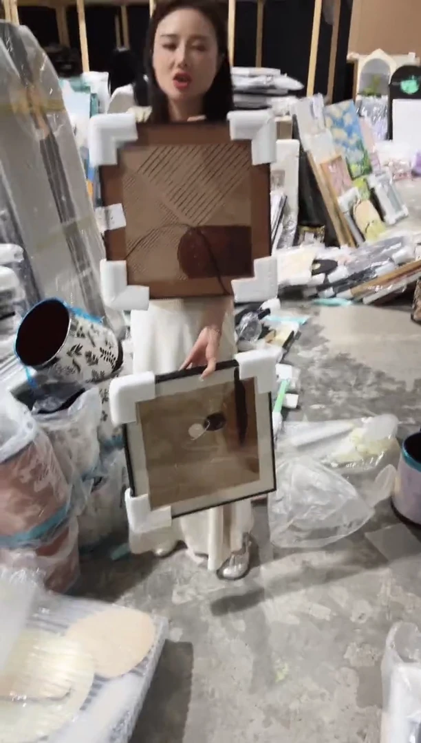 竖款仓库清货  默认微瑕  319