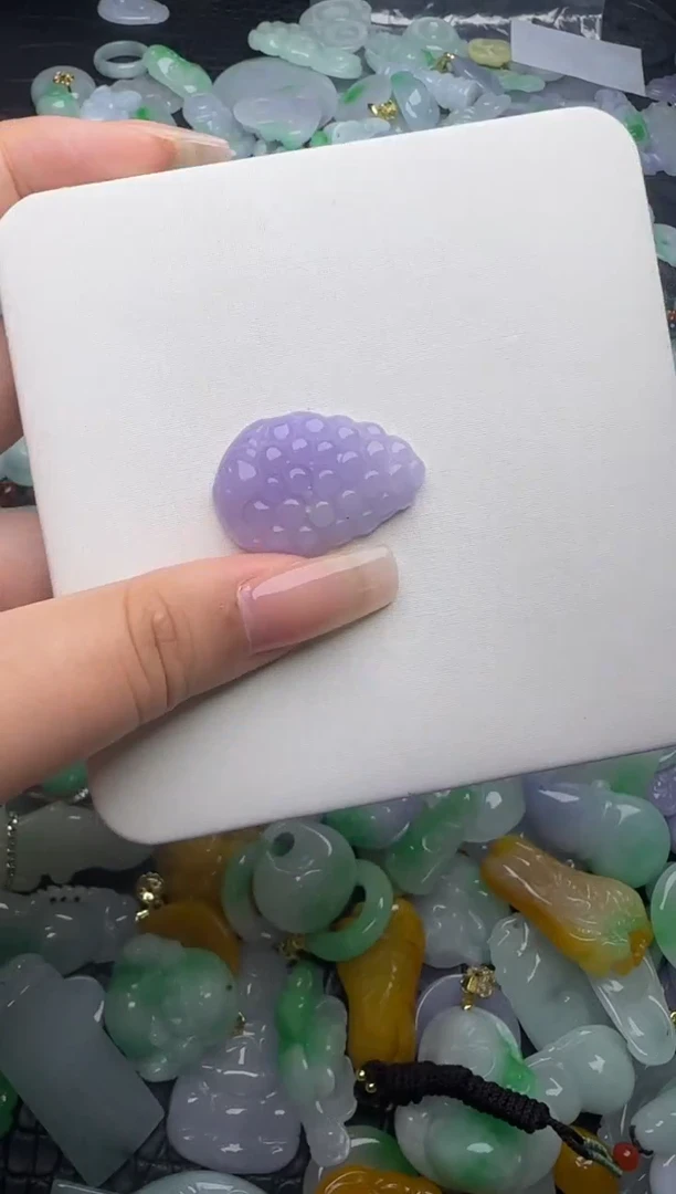 翡翠未镶嵌颈饰天然缅甸翡翠吊坠