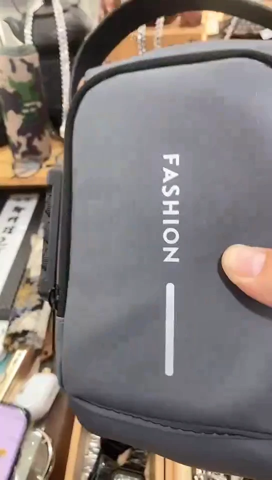 瓷片闪购商品  如图所示