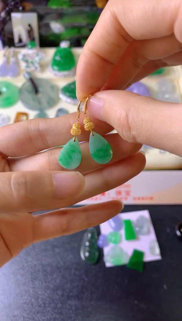 翡翠18K金镶嵌耳饰s****e耳饰