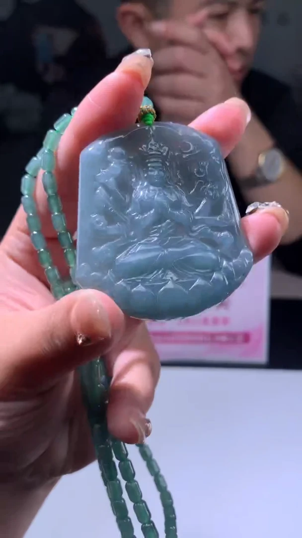 【闪购商品】定制翡翠未镶嵌不退不换随机发CMH1件-A