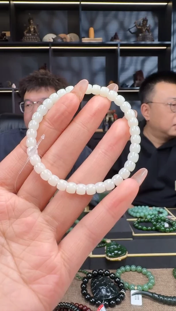 【闪购商品】和田玉1未镶嵌6mm米达极致手串