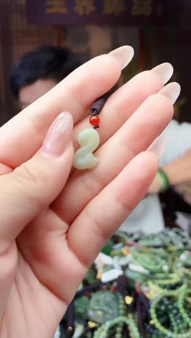 颈饰未镶嵌和田玉多样性发货拍一发一