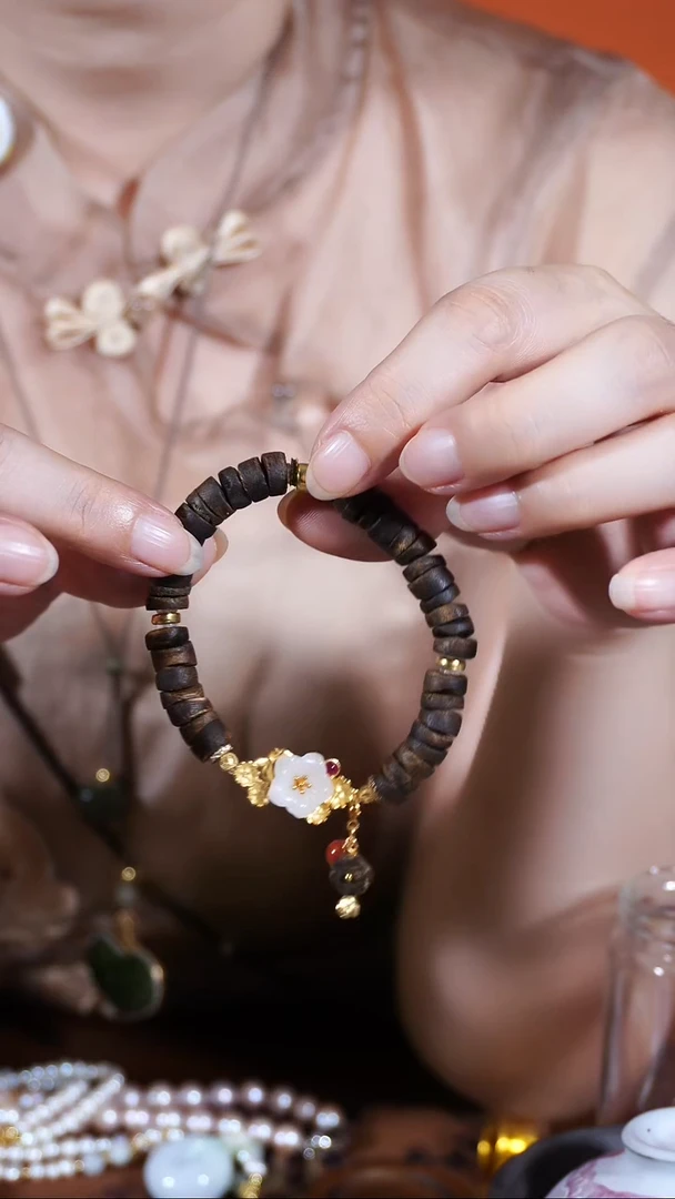 沉香手串白奇楠多宝手链