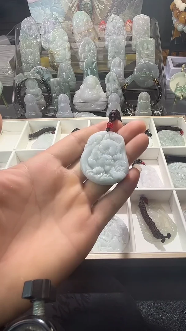 颈饰未镶嵌翡翠12/12   66