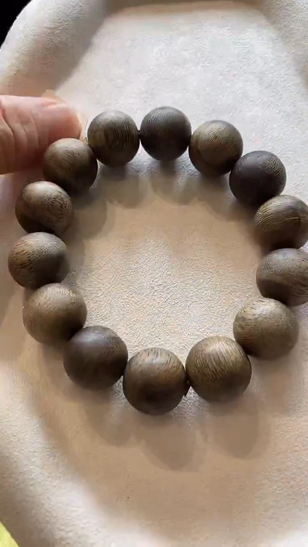 沉香吊坠沉香手串