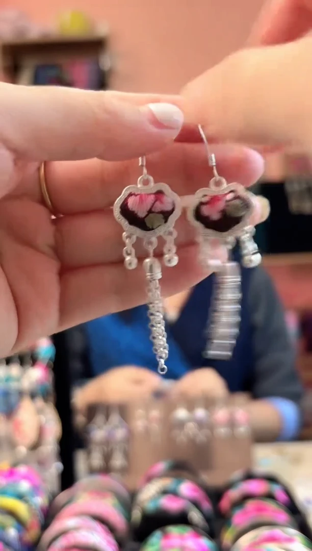 织绣艺枝独绣手工饰品384**