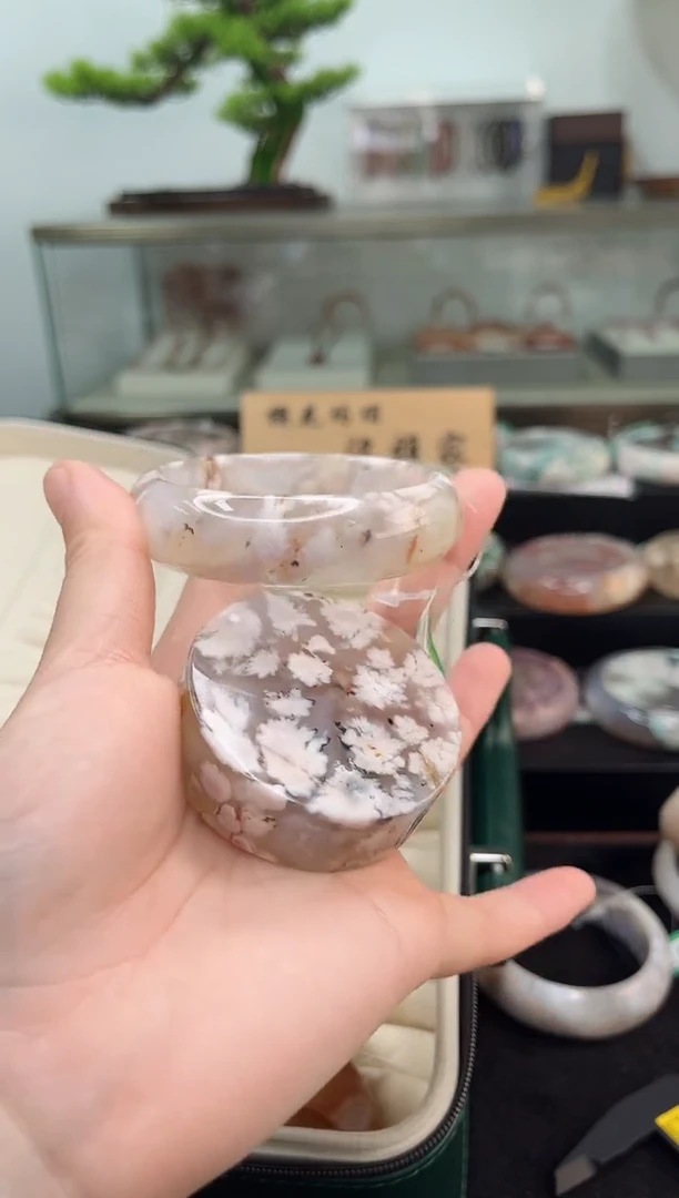 未镶嵌手镯石英质玉56圈口（赠品镯心）3751588