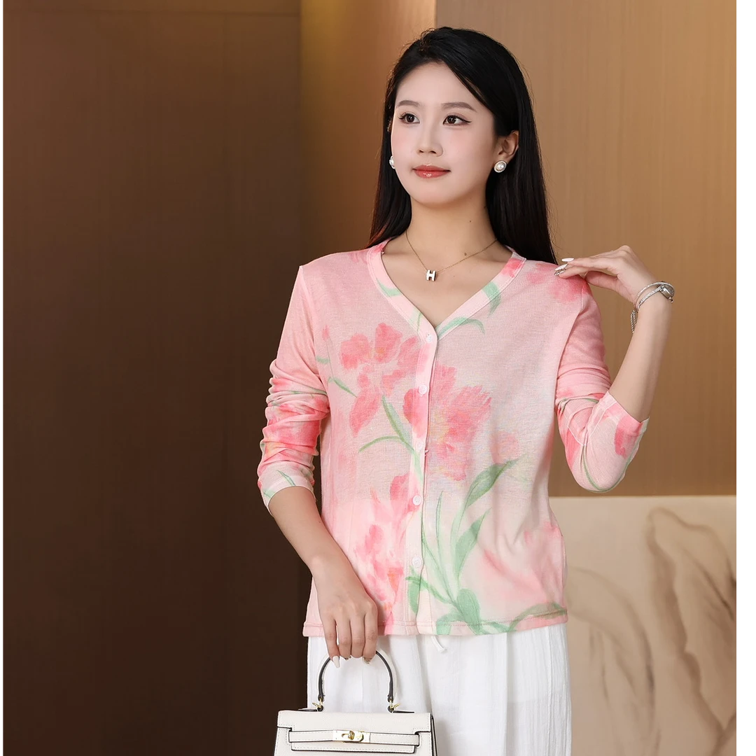 编号102-207夏季热卖新款2025设计感气质女花色长袖轻薄印花开衫