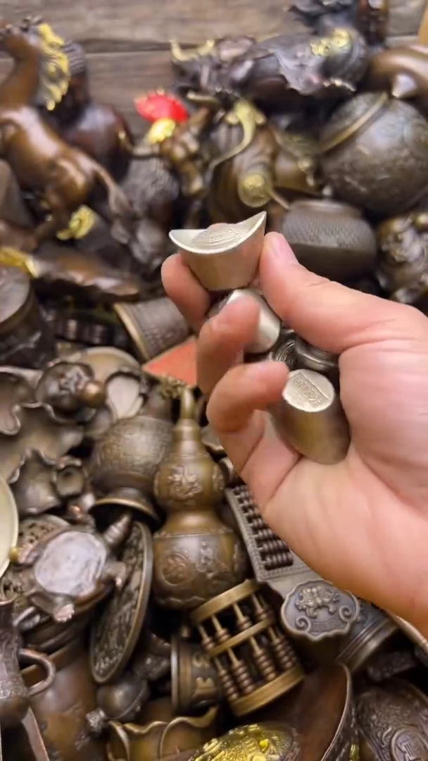 精美铜器，点击下单