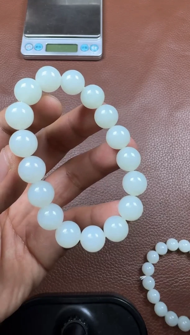 颈饰未镶嵌和田玉多样性发货，拍一发一