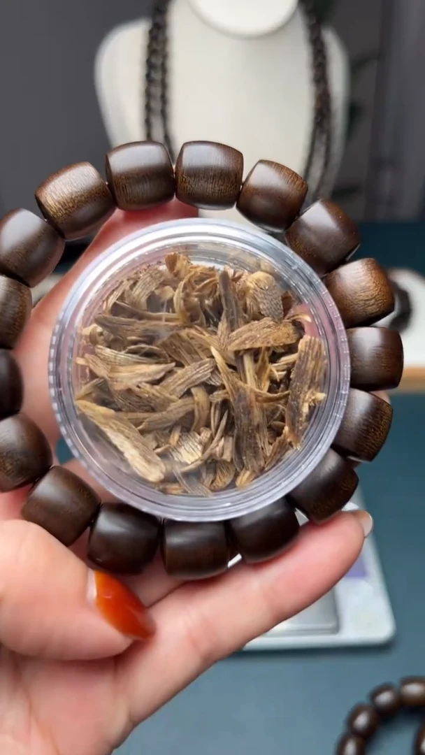 沉香沉香碎屑12mm越南芽庄白奇楠沉水