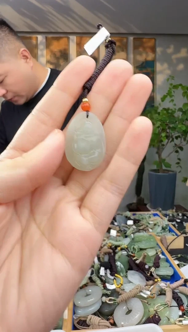 未镶嵌和田玉挂件拍一发一