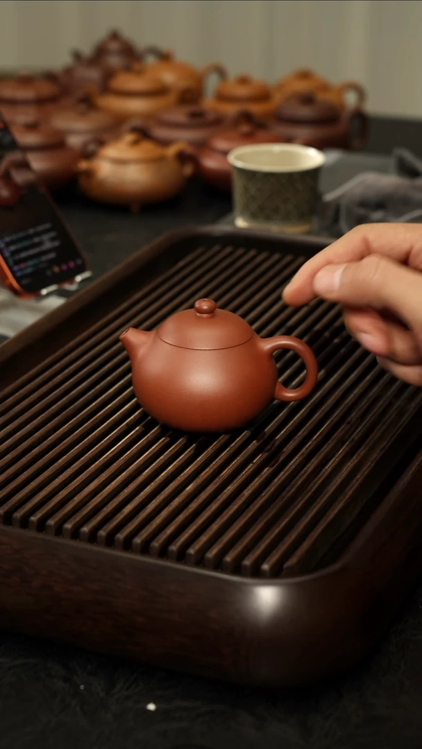 茶壶紫砂错章的寅春西施130c