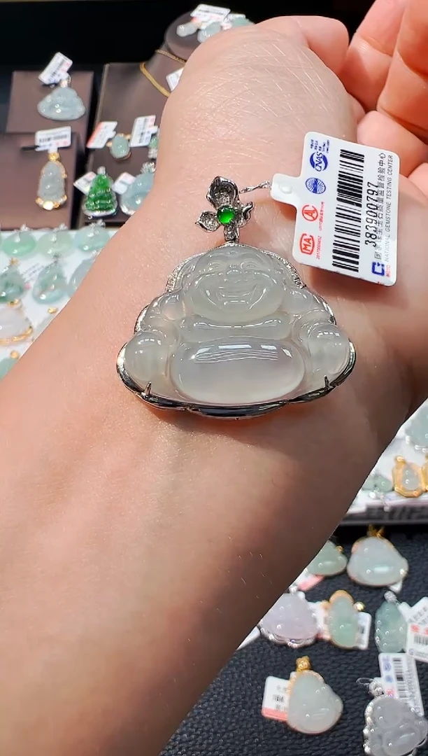 吊坠(不含链)18K金镶嵌翡翠佛公吊坠797
