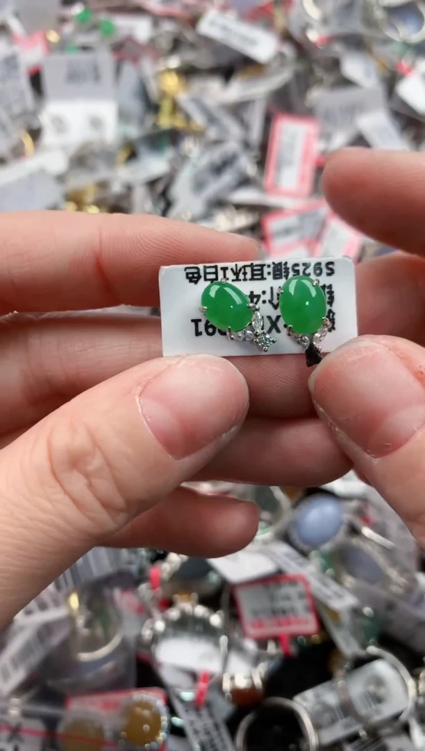 银S925镶嵌戒指翡翠666    8
