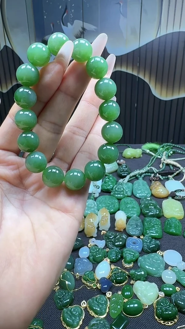 和田玉未镶嵌挂件12+