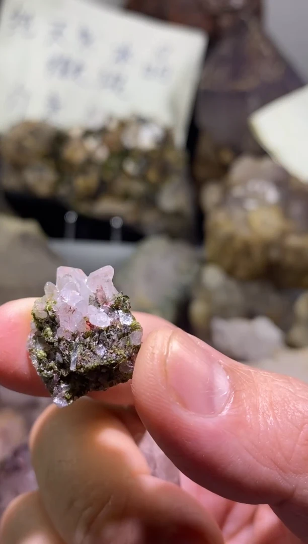 未镶嵌珠宝半成品水晶尹*冬花园水晶