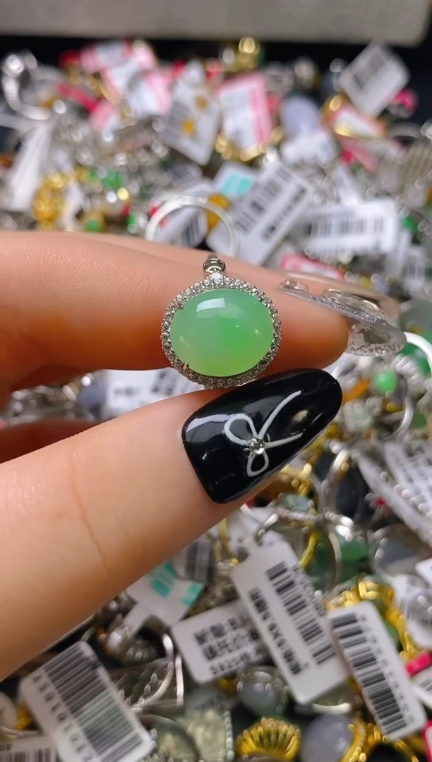 银S925镶嵌戒指翡翠 百内无证书