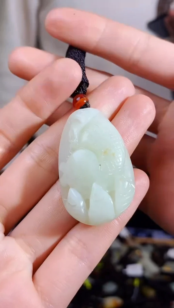 【闪购商品】和田玉颈饰未镶嵌1