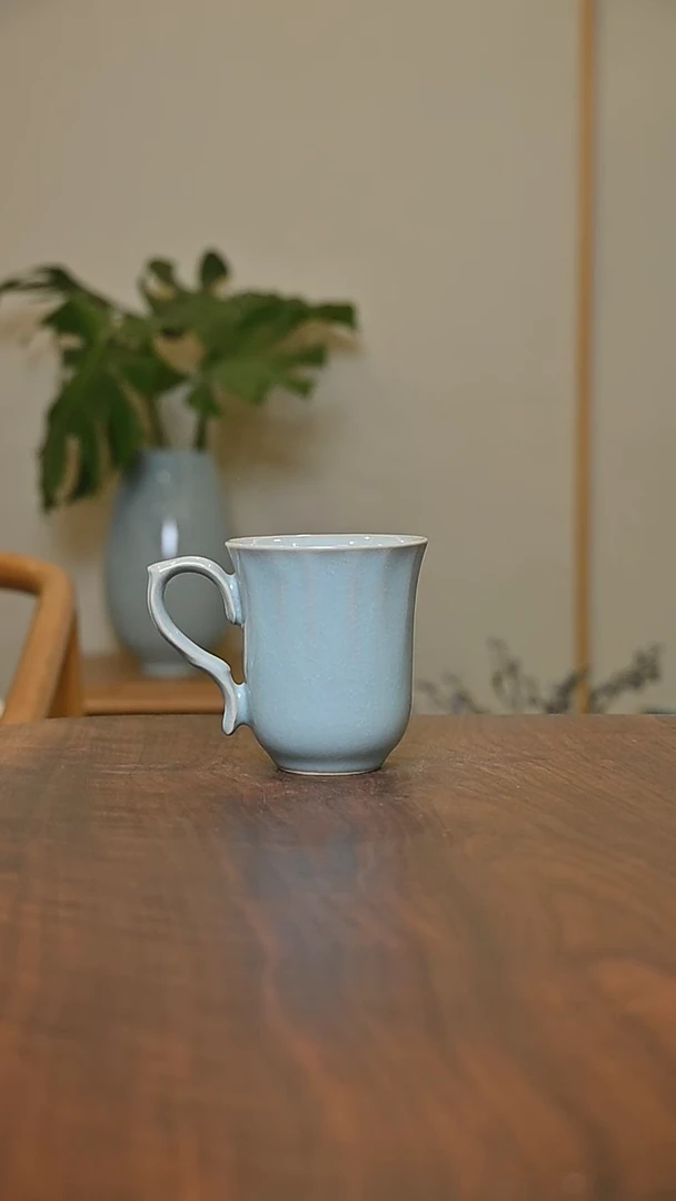 咖啡杯 天青 微瑕晨星密 朱家汝窑款