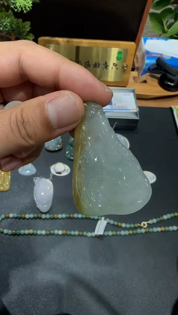 未镶嵌挂件翡翠A货翡翠多样性孤品