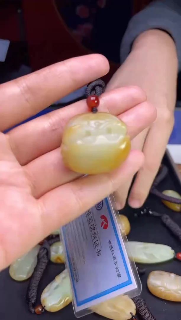颈饰未镶嵌和田玉12