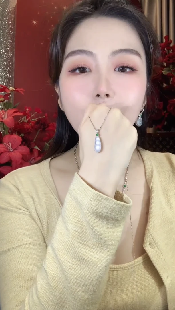 吊坠(不含链)18K金镶嵌翡翠梅*123123翡翠